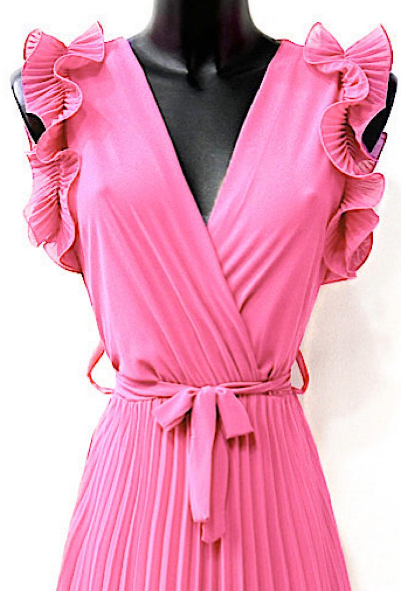 Gathered Sleeve Plain Dress in Pink
