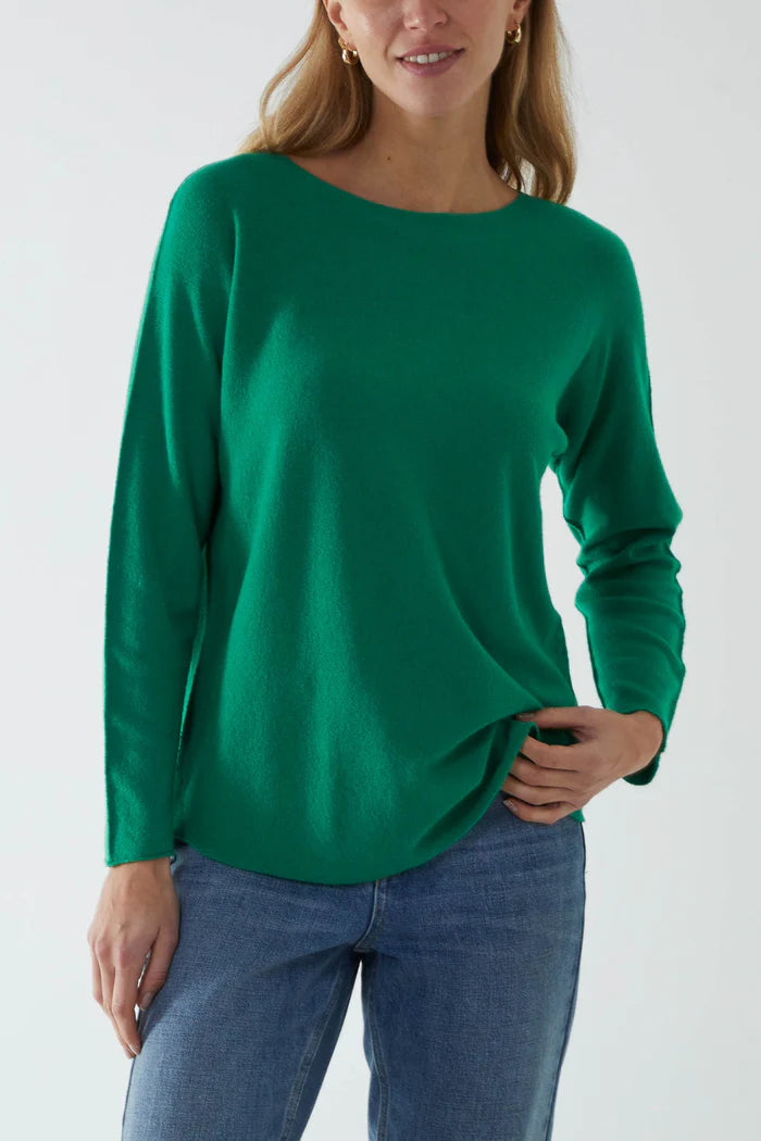 Round neck fine knit jumper in Green