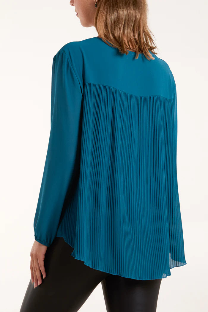 V neck blouse with pleated back detail